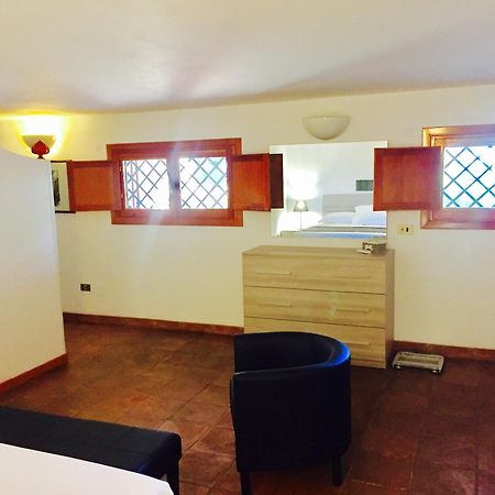Le Due Pigne (Adults Only) Villa Taranto Dış mekan fotoğraf