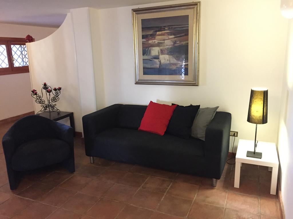 Le Due Pigne (Adults Only) Villa Taranto Dış mekan fotoğraf