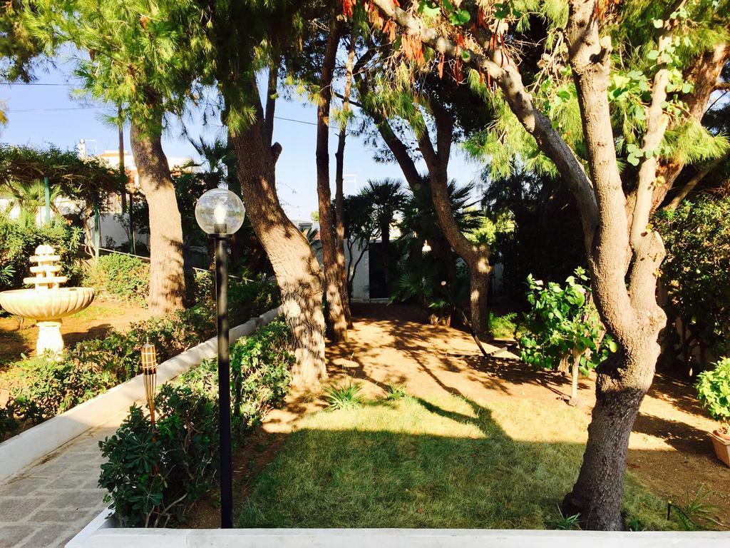 Le Due Pigne (Adults Only) Villa Taranto Dış mekan fotoğraf