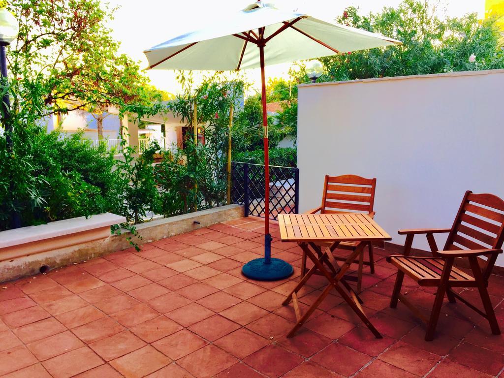 Le Due Pigne (Adults Only) Villa Taranto Dış mekan fotoğraf