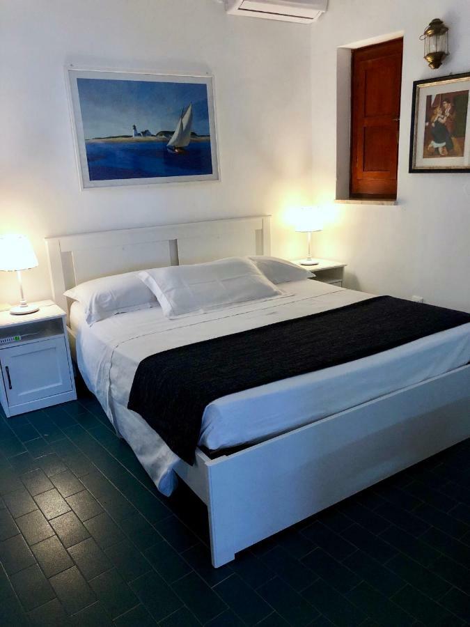 Le Due Pigne (Adults Only) Villa Taranto Dış mekan fotoğraf