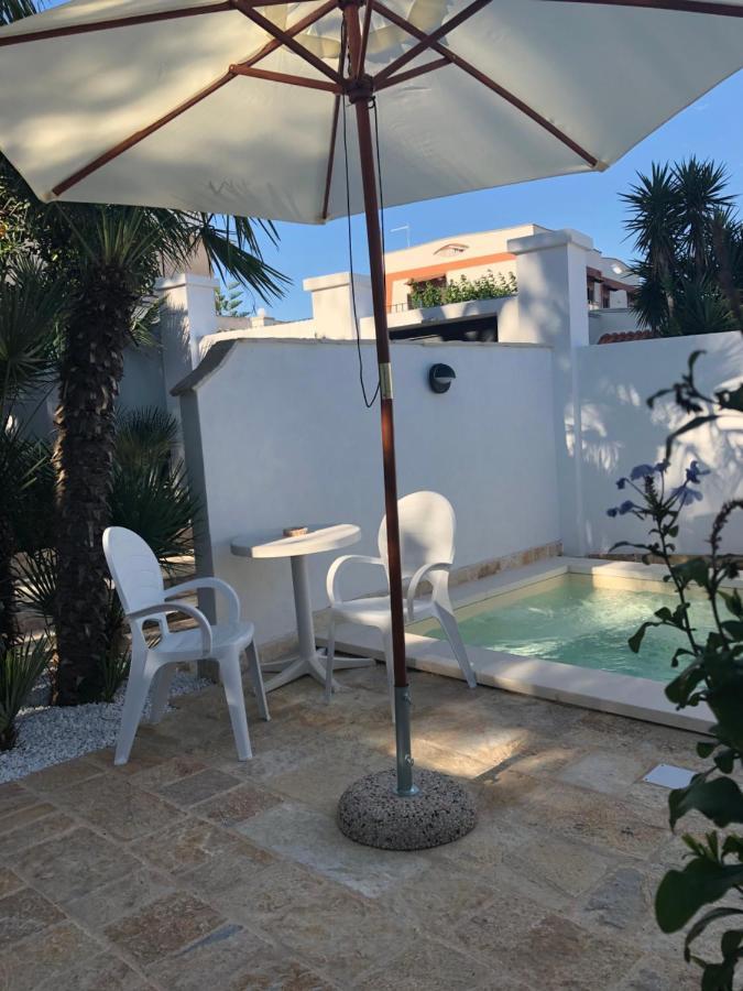 Le Due Pigne (Adults Only) Villa Taranto Dış mekan fotoğraf